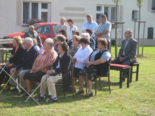 září 2009 - 8